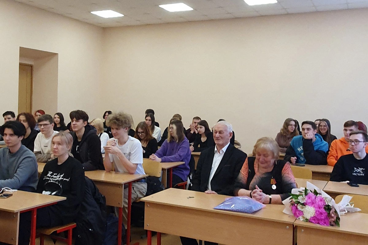 Памятная встреча «Вспоминая блокаду» в СПбГЛТУ