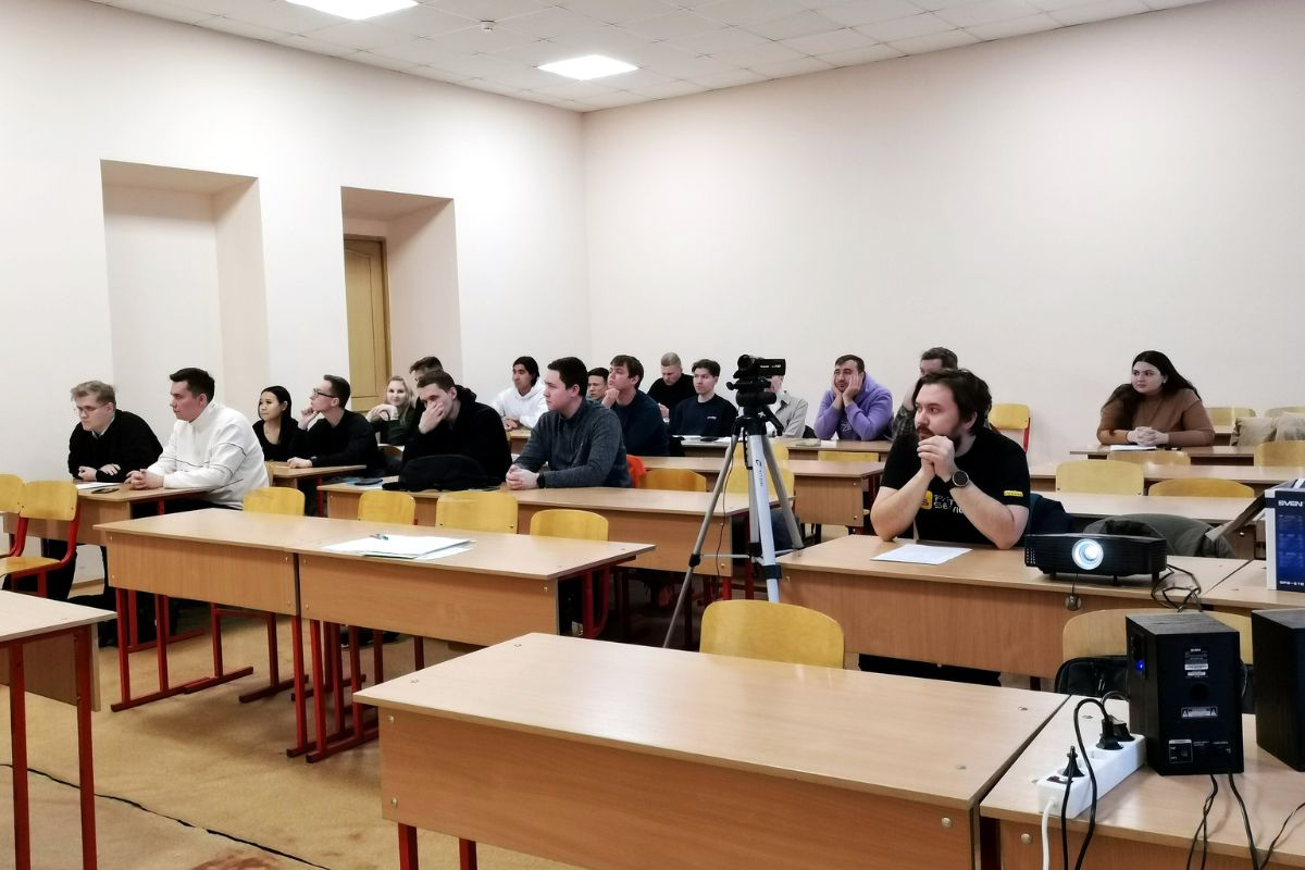 adghknu129.jpg