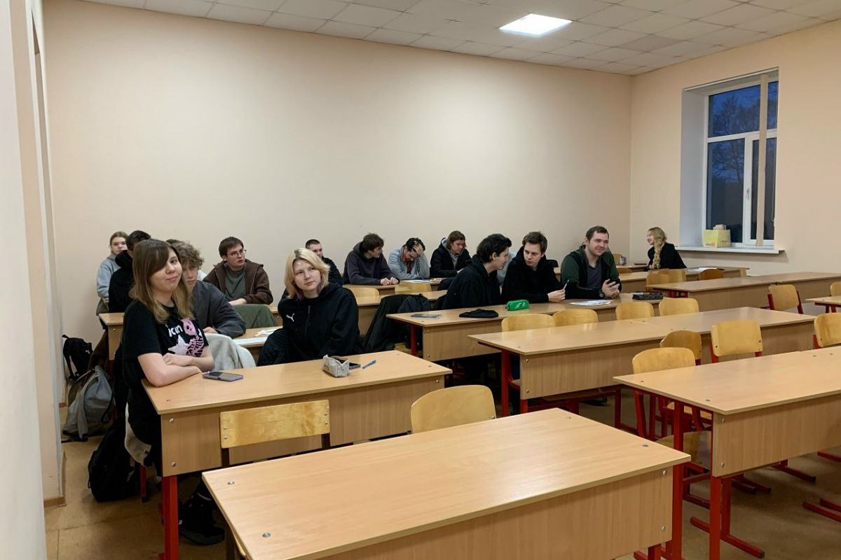 В СПбГЛТУ прошла деловая игра «Вместе против коррупции»