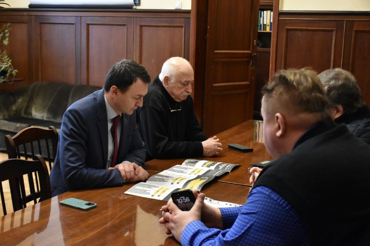 СПбГЛТУ и «Кайман РУС» обсудили перспективы стратегического партнёрства