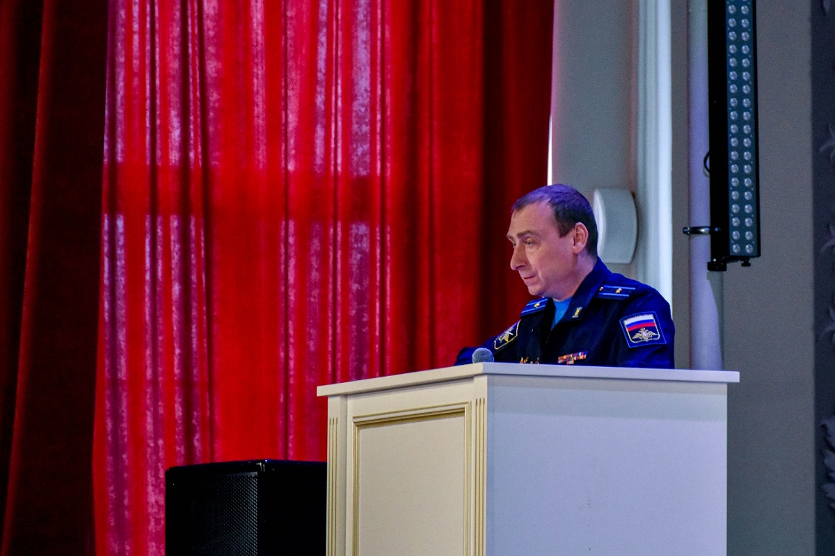 afjlopq024.jpg