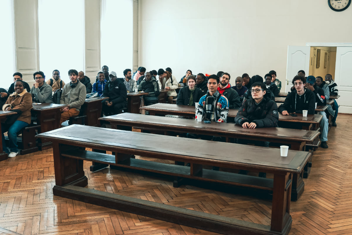 Благотворительное мероприятие для студентов прошло в «Паниспанике» при СПбГЛТУ