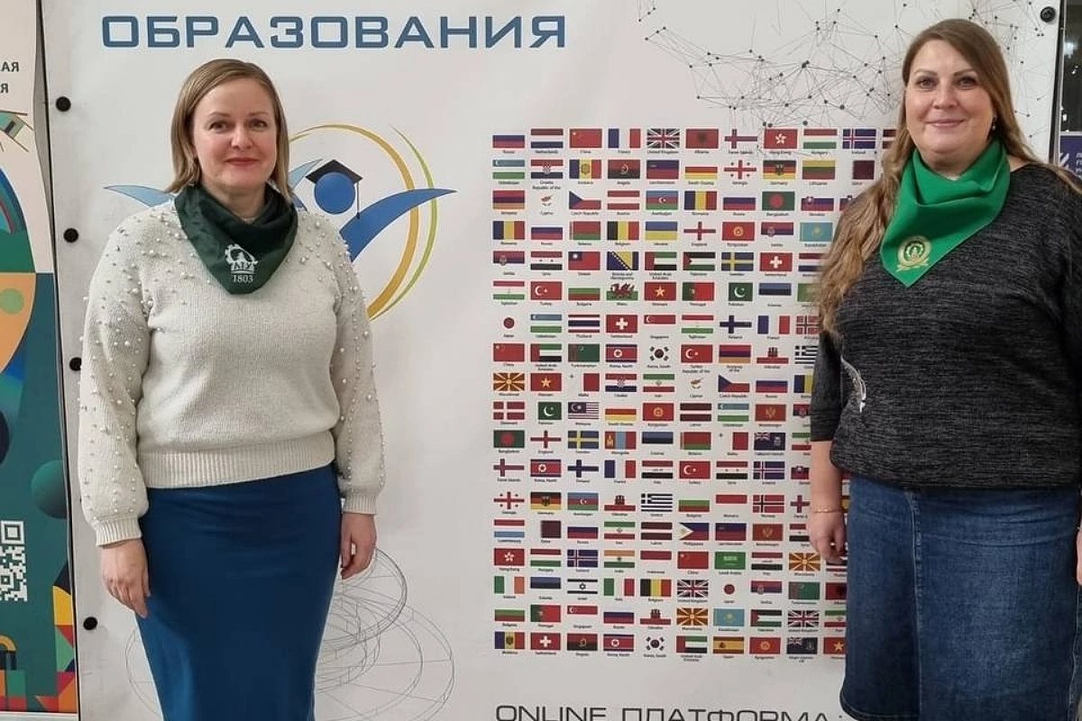 Сотрудники СПбГЛТУ на IX международной выставке «Евразийского образования»