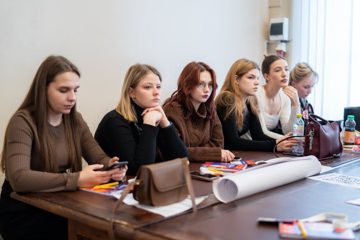 В СПбГЛТУ прошел тренинг предпринимательских компетенций