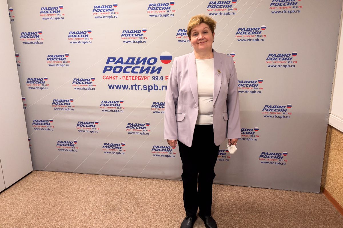 Ректор СПбГЛТУ выступила в утреннем эфире Радио России