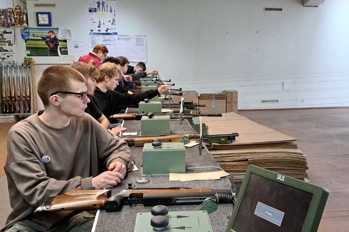 cdegirvz56.jpg