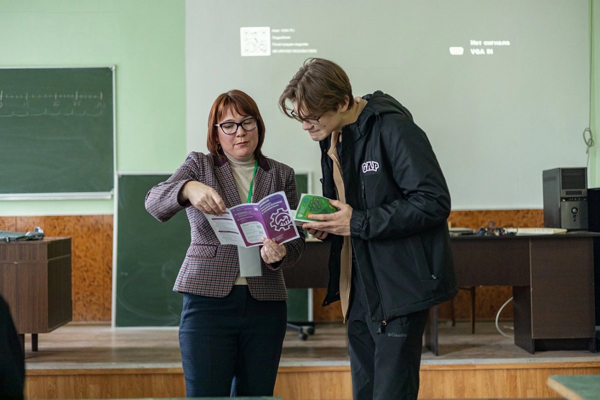cdekpuw017.jpg