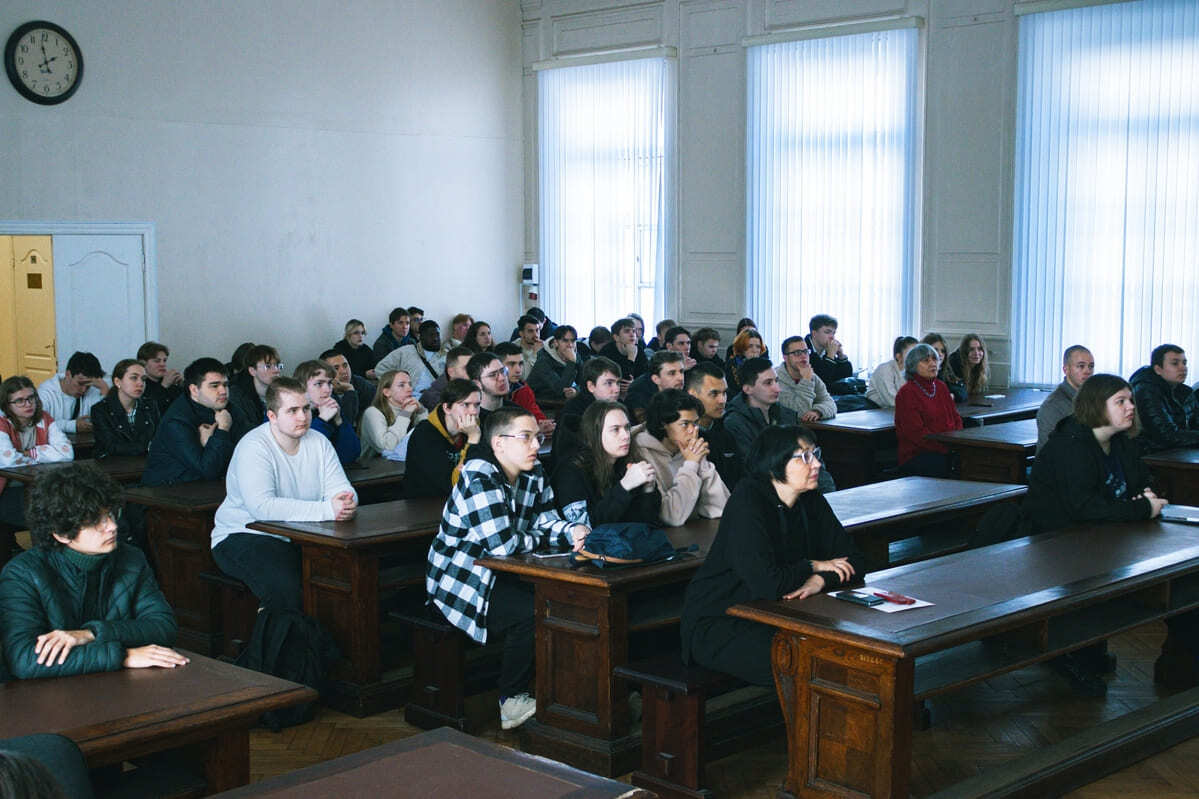 deilmpq579.jpg