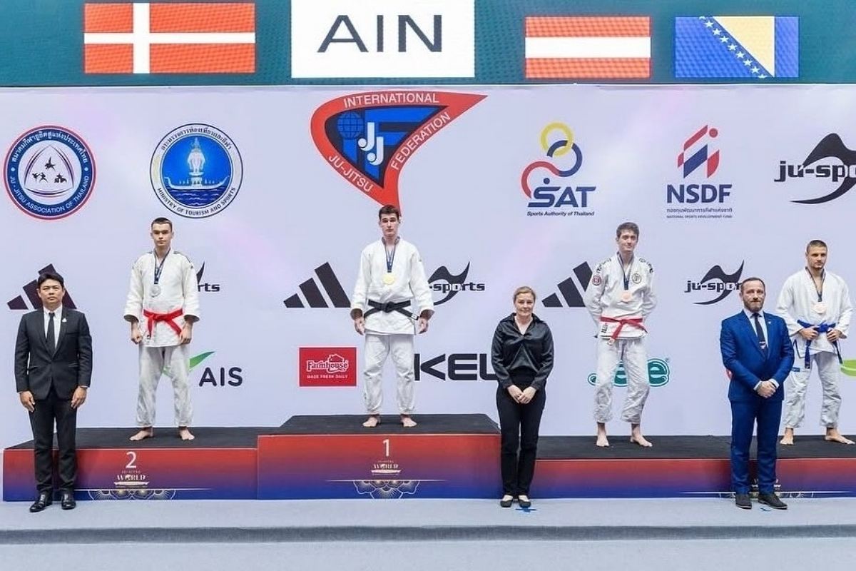 Студент СПбГЛТУ стал Чемпионом мира по джиу-джитсу