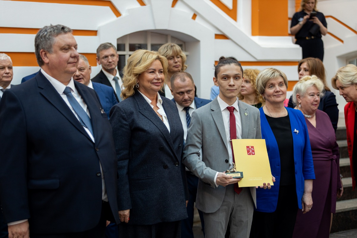 eipsvx1345.jpg