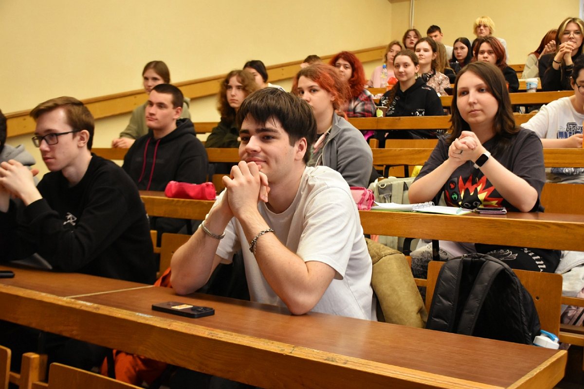 emnqy34589.jpg