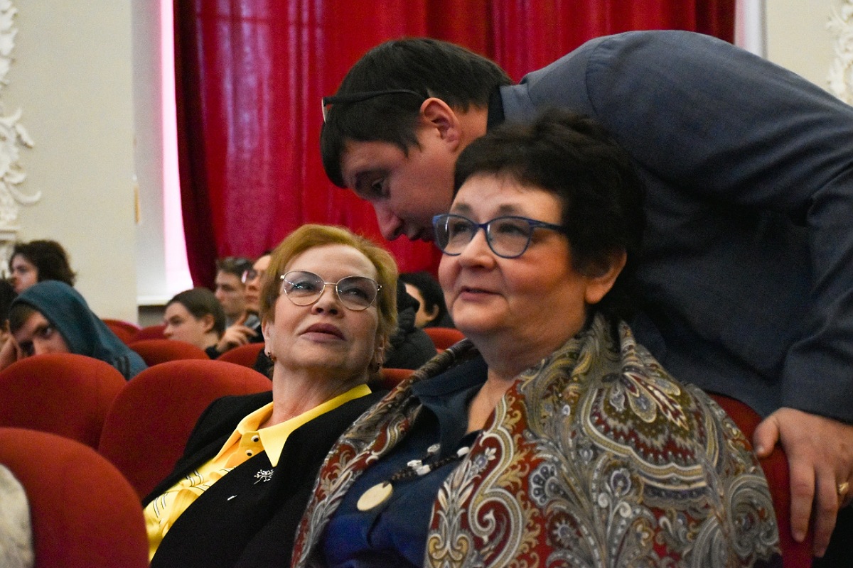 fgnrsx0137.jpg