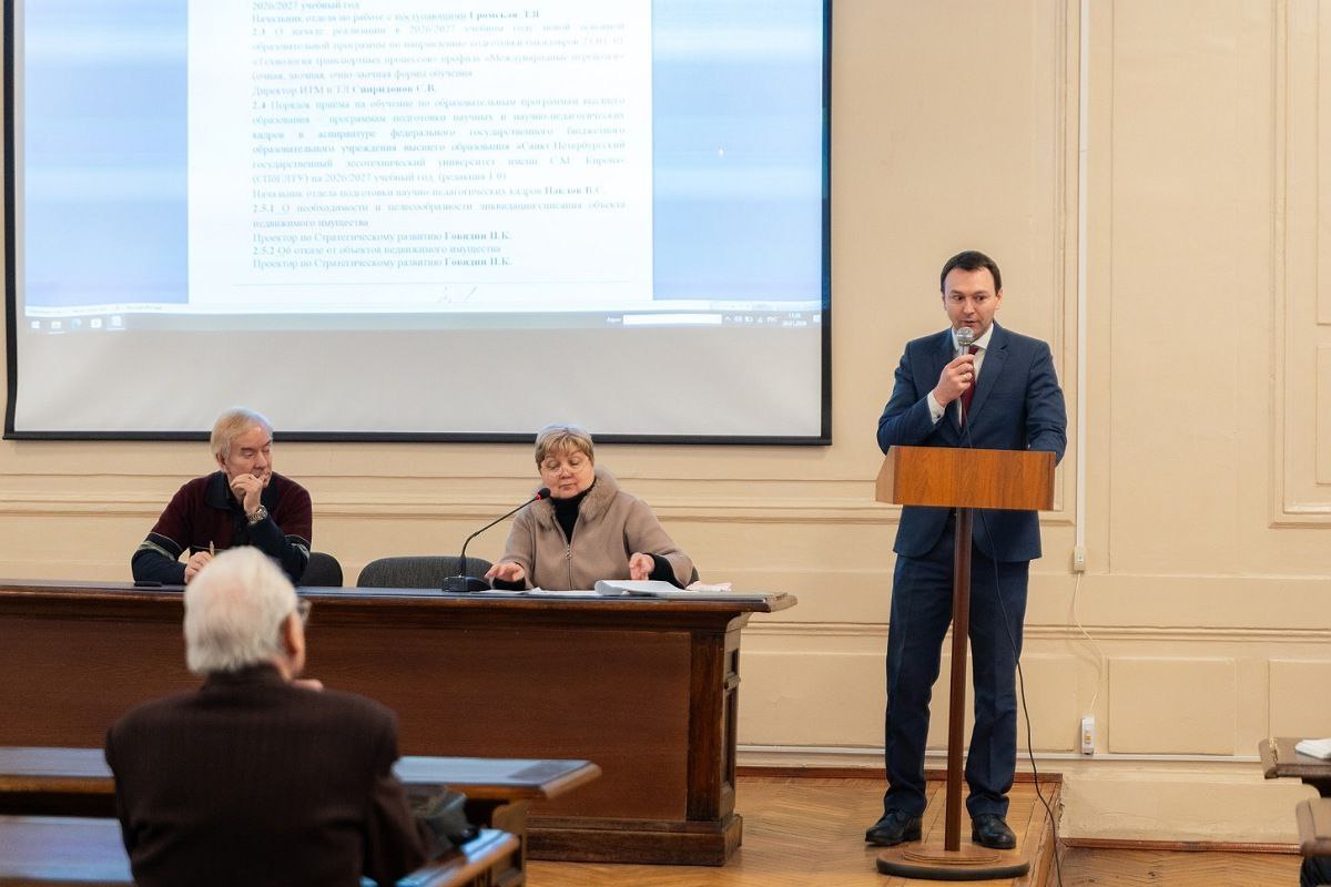 lpqs012368.jpg
